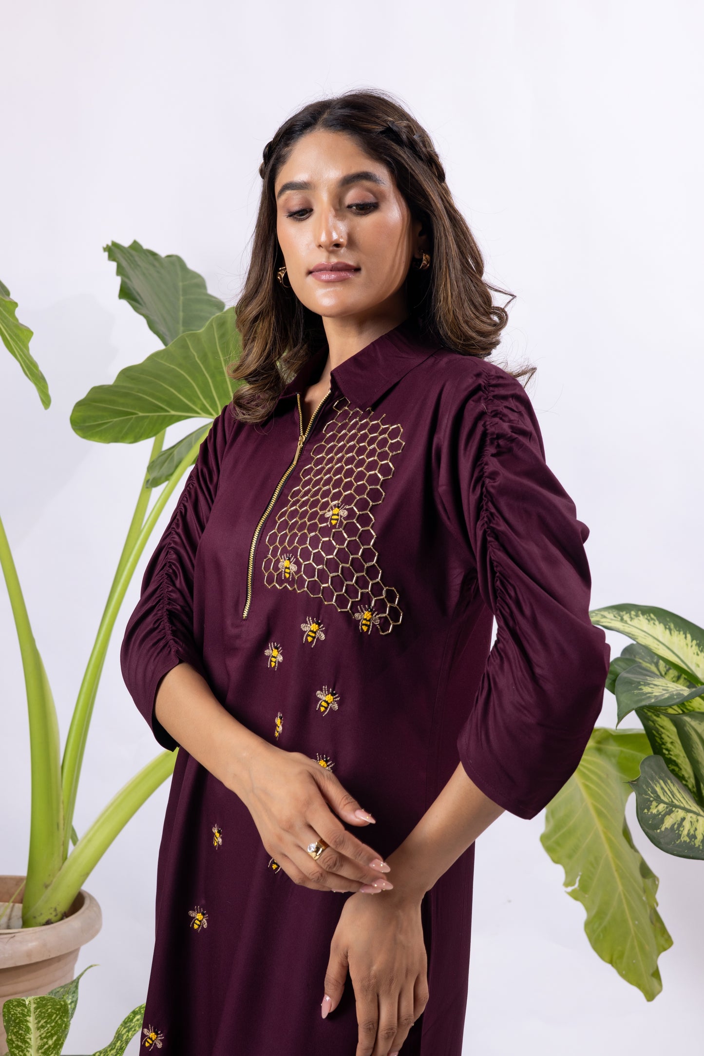 Bee hive zipper dress ( Maroon )