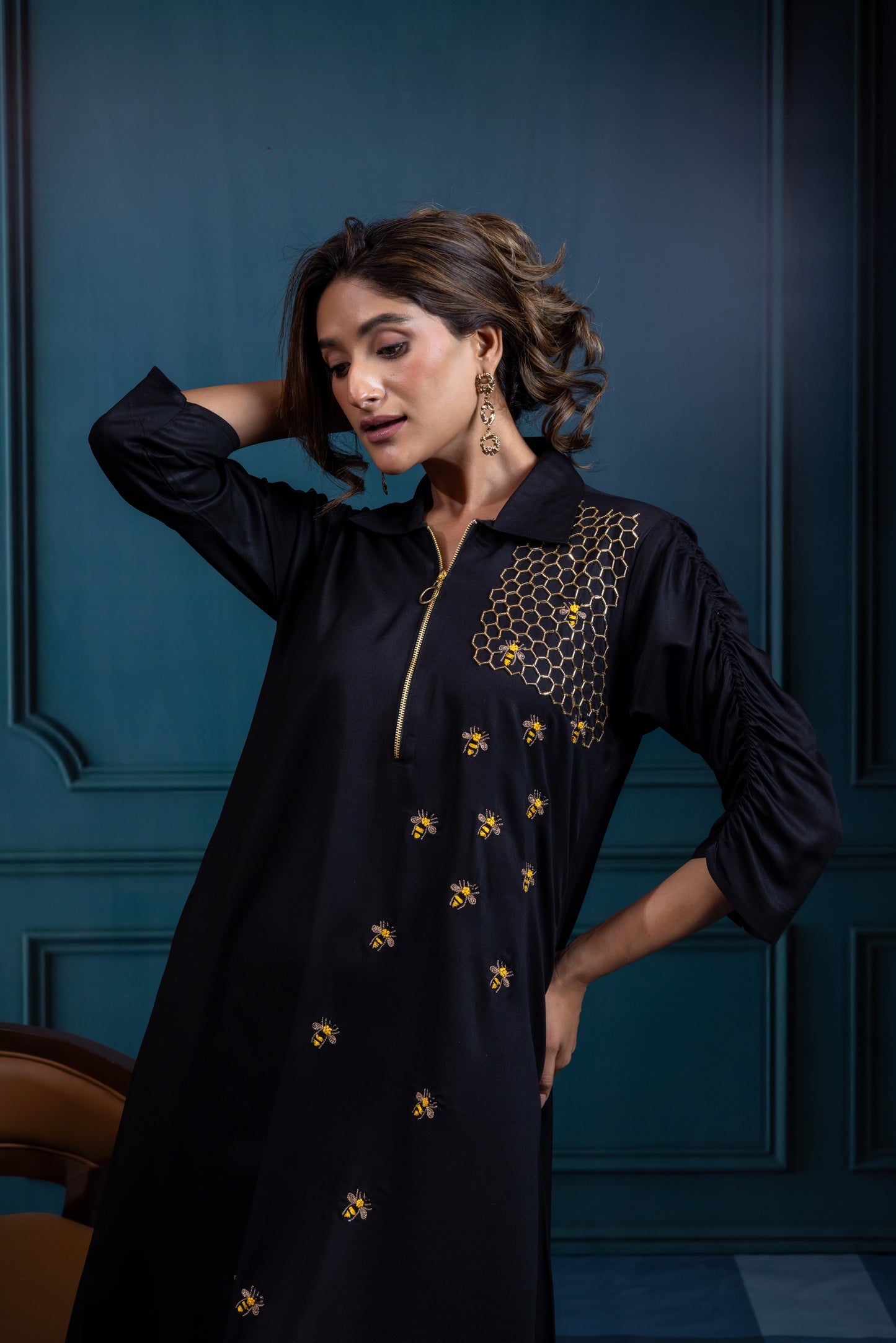 Bee hive zipper dress ( Black )